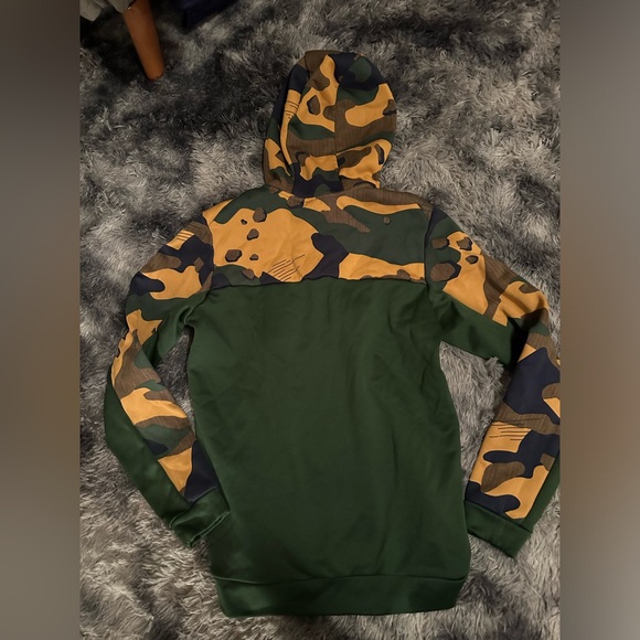 Camo dri fit nike hoodie - Picture 3 of 3